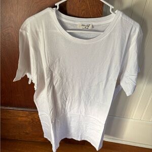 New in Package Zena Classic White Short Sleeve Tee